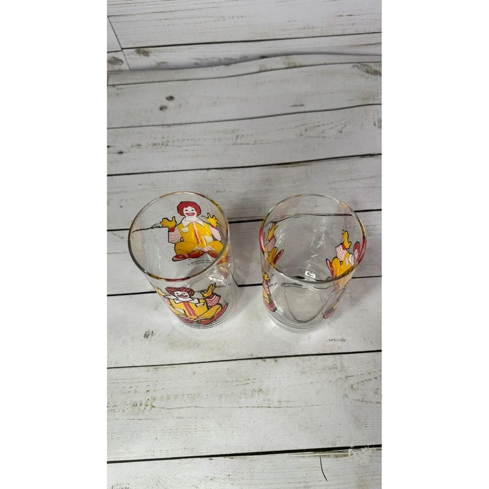 Vintage 1977 Ronald McDonald Collector Series Drinking‎ Glasses Set of 2 Clear